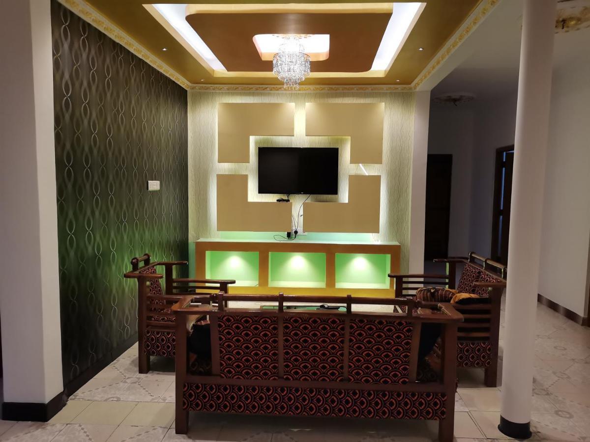 ג'פנה Nallur Holidays Inn מראה חיצוני תמונה