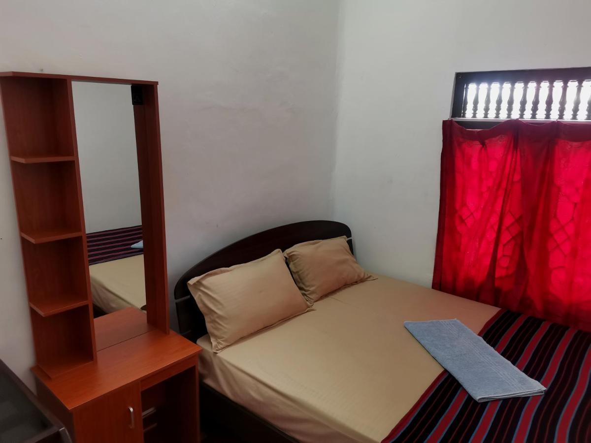 ג'פנה Nallur Holidays Inn מראה חיצוני תמונה