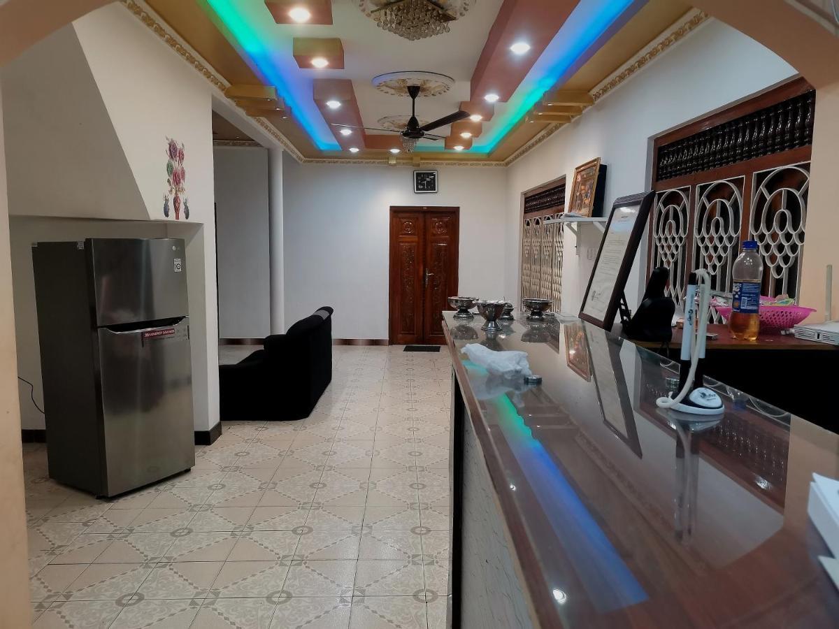 ג'פנה Nallur Holidays Inn מראה חיצוני תמונה
