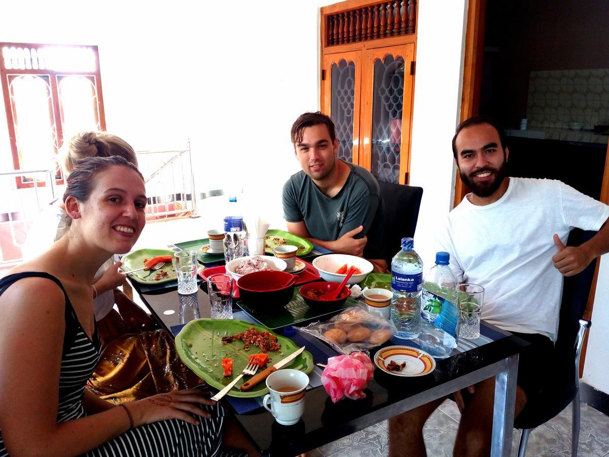 ג'פנה Nallur Holidays Inn מראה חיצוני תמונה